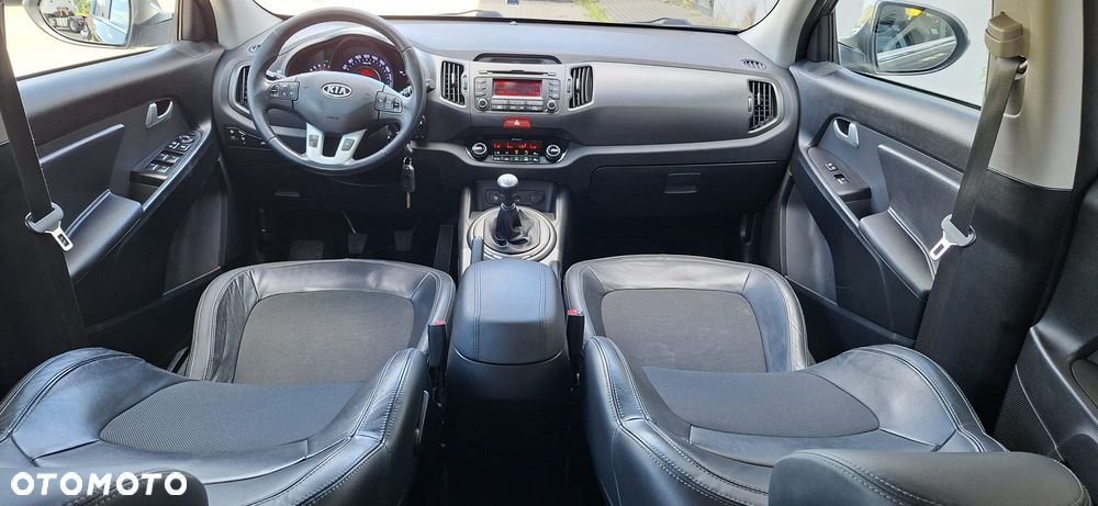 Kia Sportage 2.0 CVVT 2WD Attract - 9