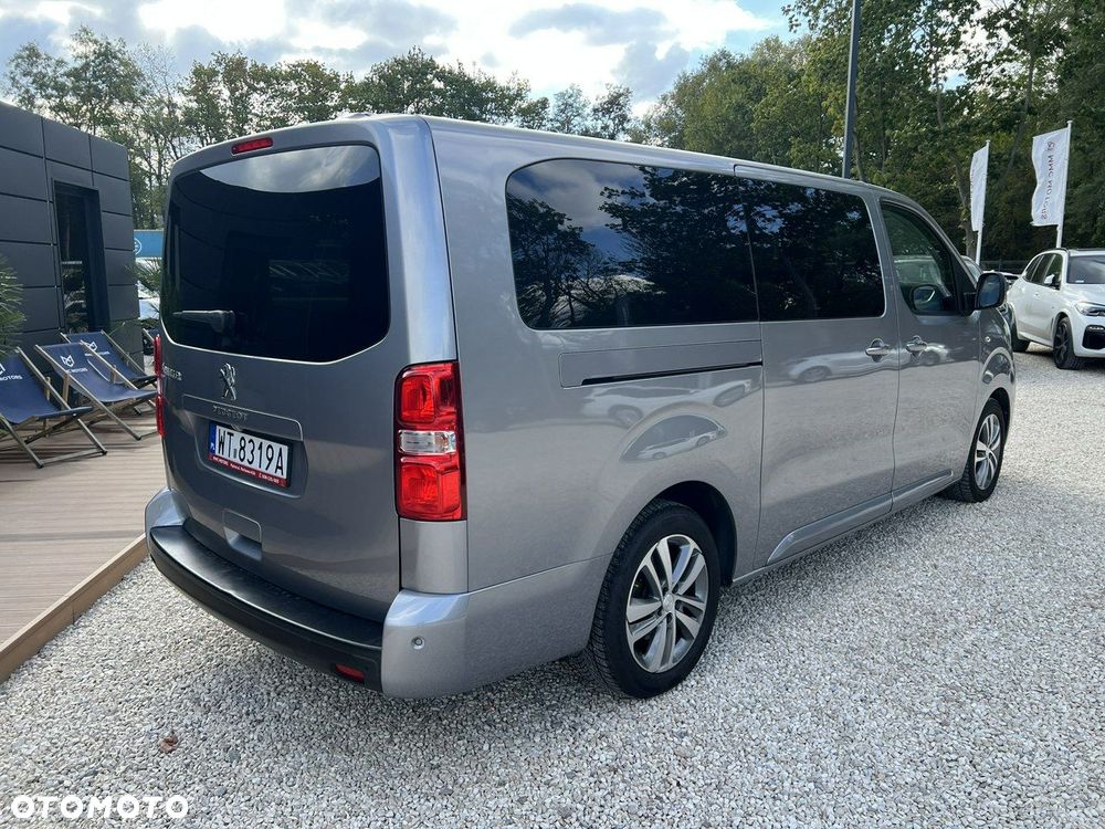 Peugeot Traveller 2.0 BlueHDi Long Business Vip - 19