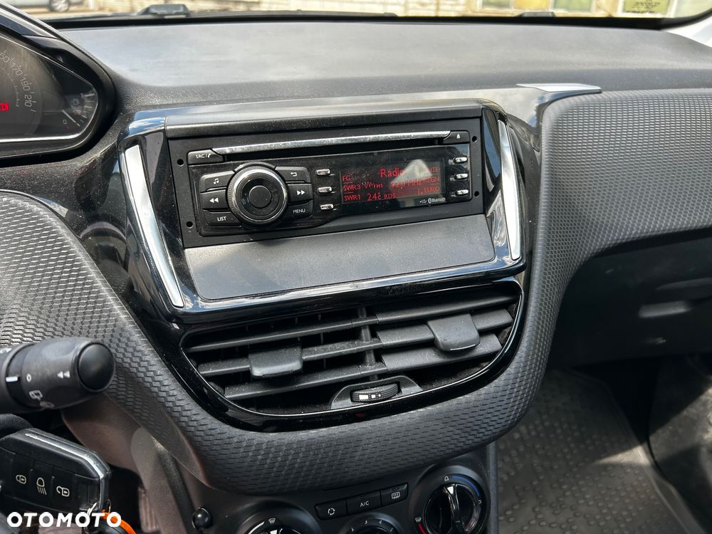Peugeot 2008 - 13