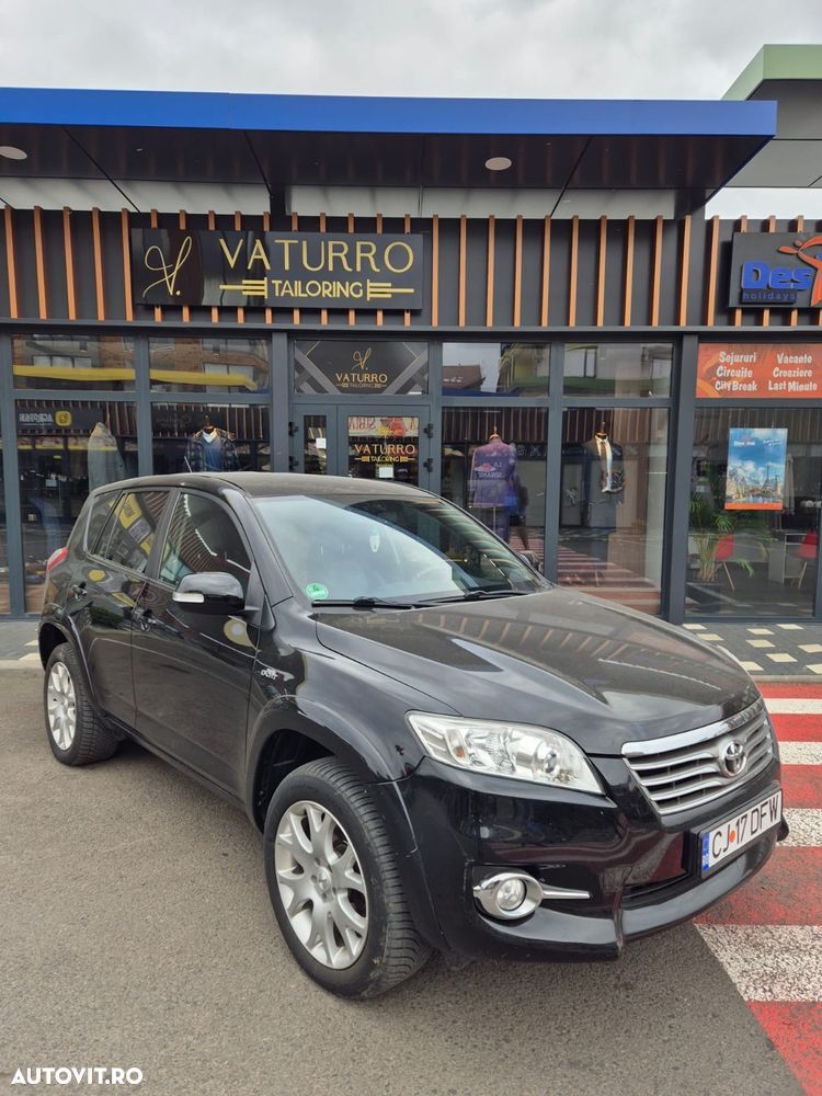 Toyota RAV4 2.2L D-CAT M/T Luxury - 1