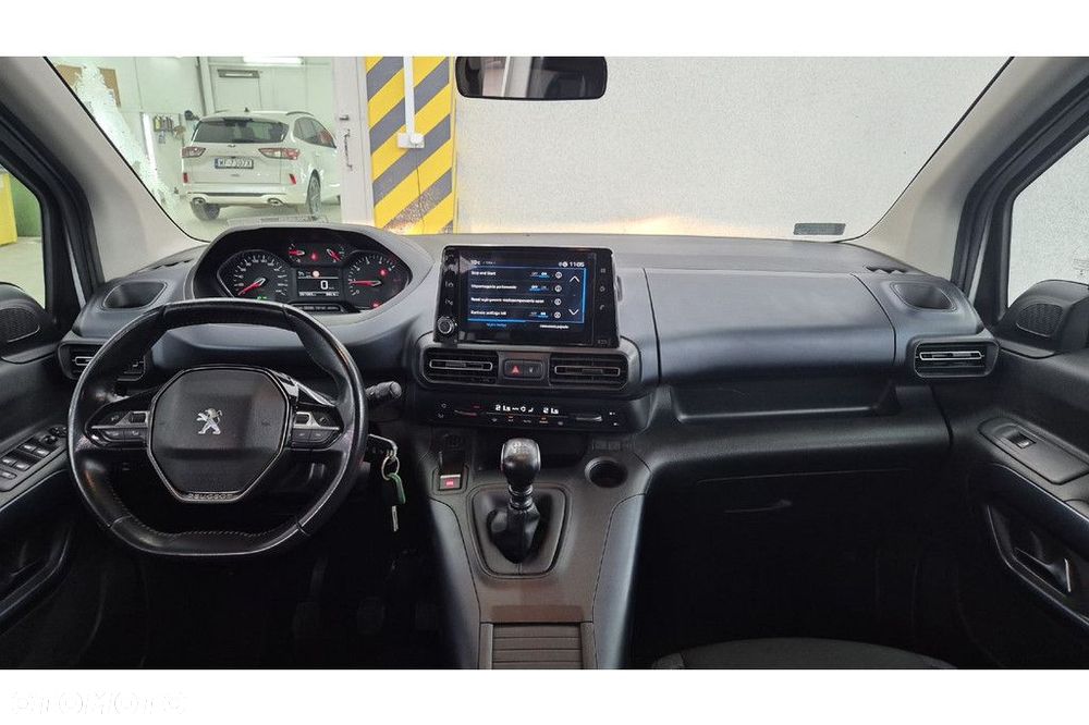 Peugeot Rifter 1.5 BlueHDI Allure SalonPL VAT23% Właścicielem pojazdu jest Ayvens Financial Services Polska - 7