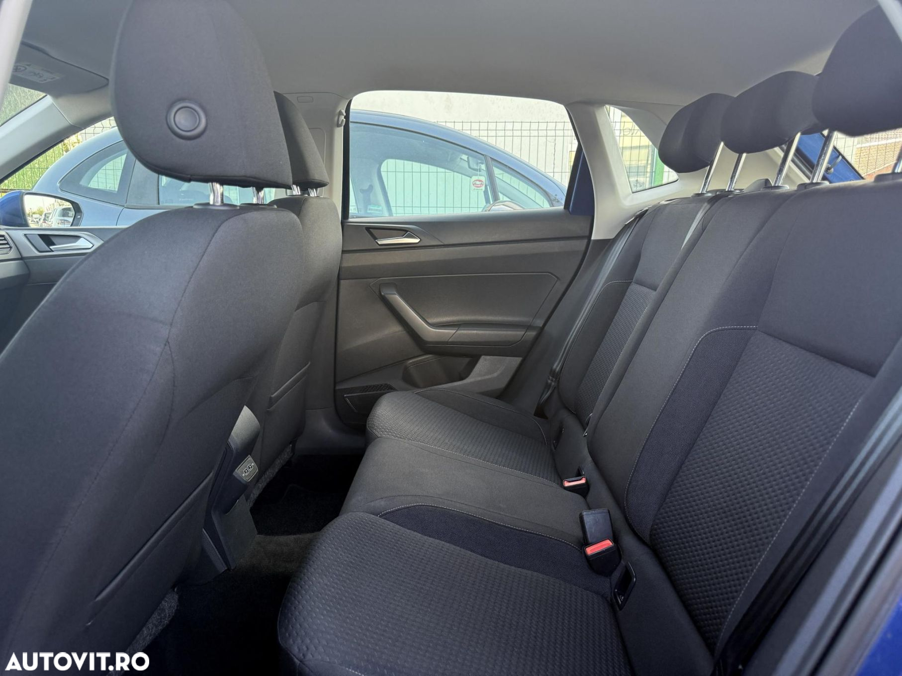 Volkswagen Polo - 18