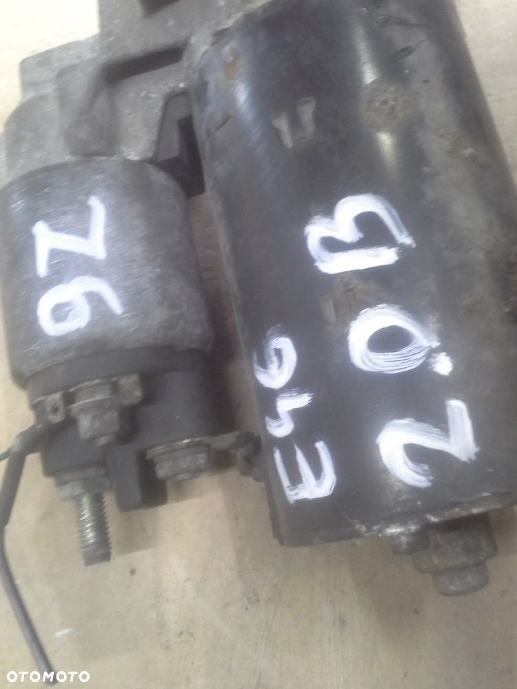 BMW E46 2.0 benzyna rozrusznik - 2