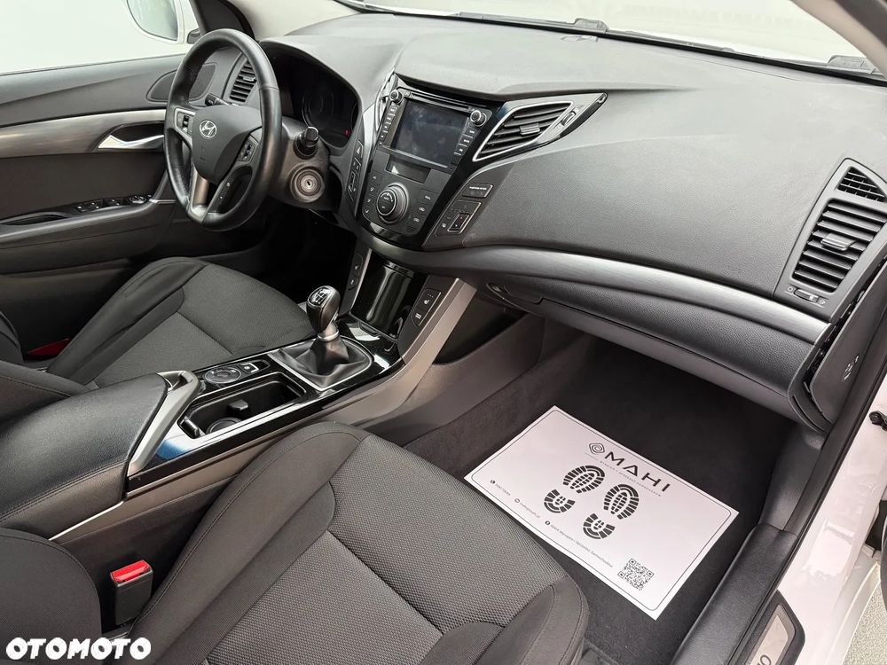 Hyundai i40 Kombi 1.7 CRDi Premium - 13