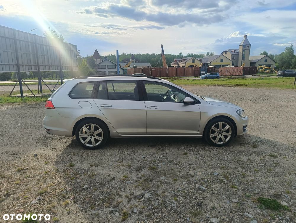 Volkswagen Golf 1.6 TDI BlueMotion Trendline - 16