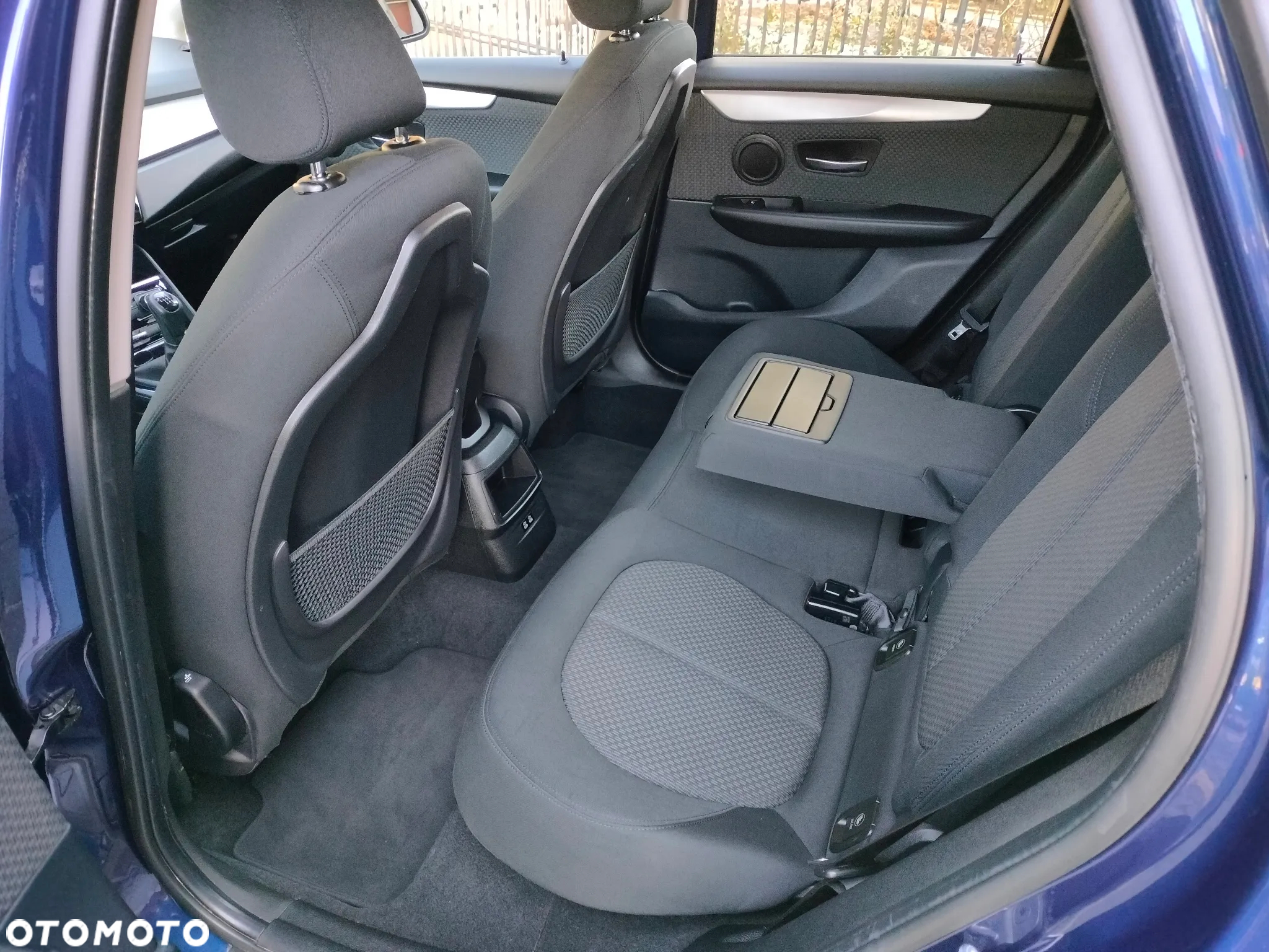 BMW Seria 2 218i Active Tourer - 9
