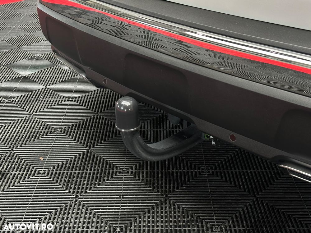 Peugeot 3008 PHEV EAT8 4X4 GT Pack - 39