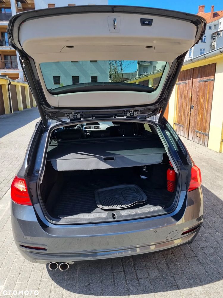 BMW Seria 3 320d Edition Luxury Line Purity - 3