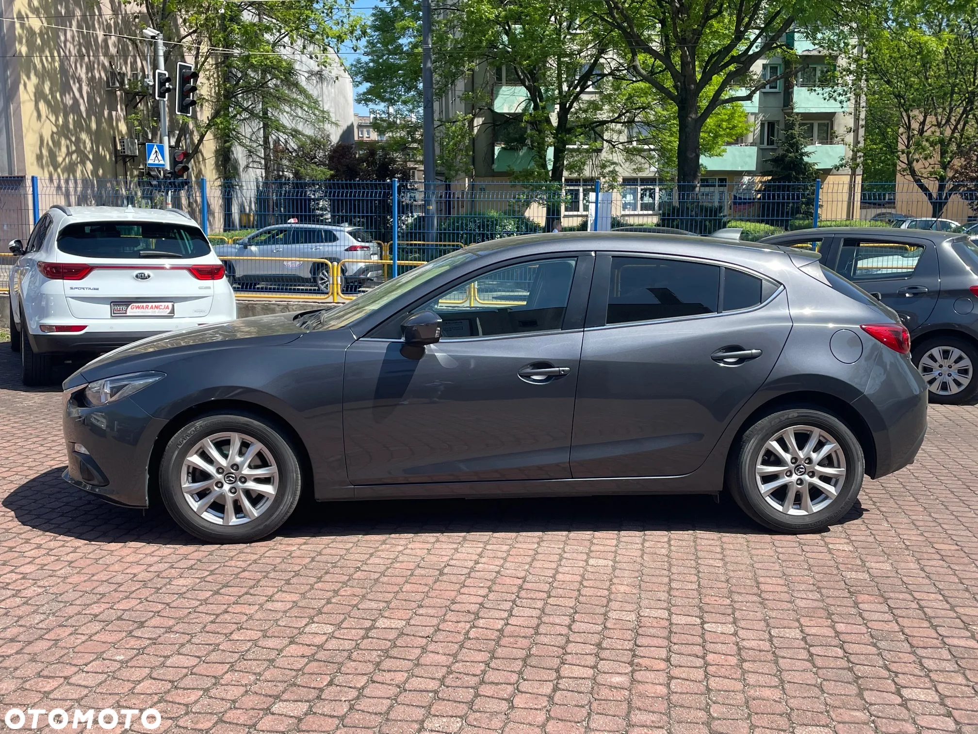 Mazda 3 SKYACTIV-G 120 KIZOKU - 4