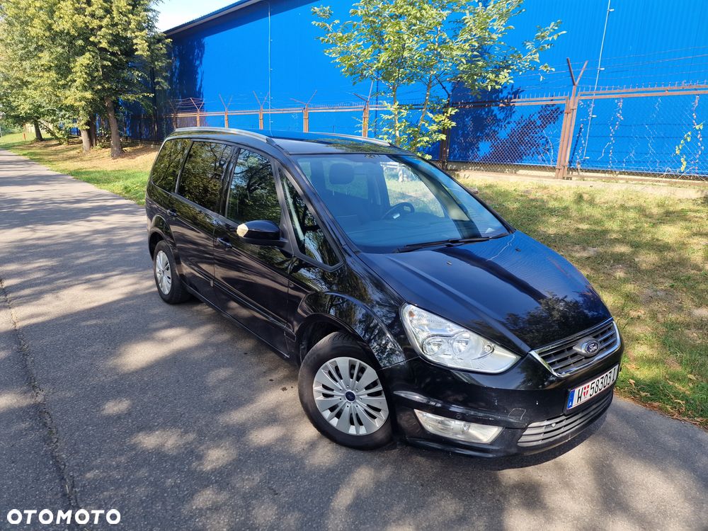 Ford Galaxy 2.0 TDCi DPF Titanium - 19