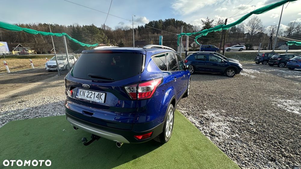 Ford Kuga 2.0 TDCi 4x4 Titanium - 4