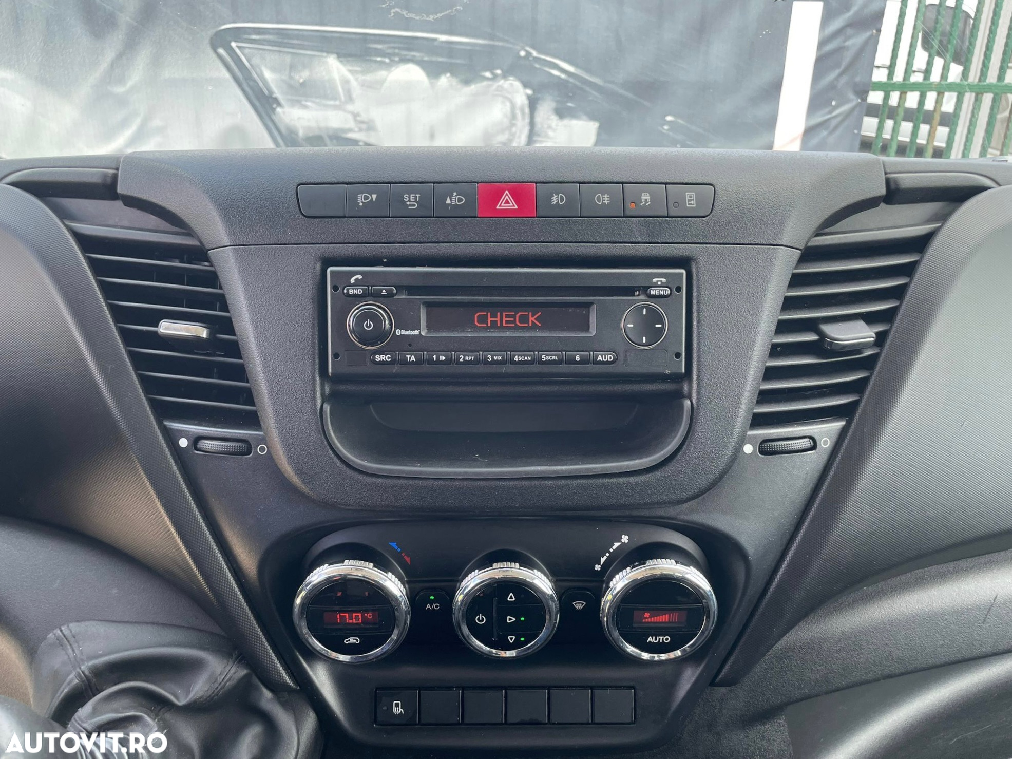 Iveco Daily 35C14 BASCULABIL AXA DUBLA SPATE - 25