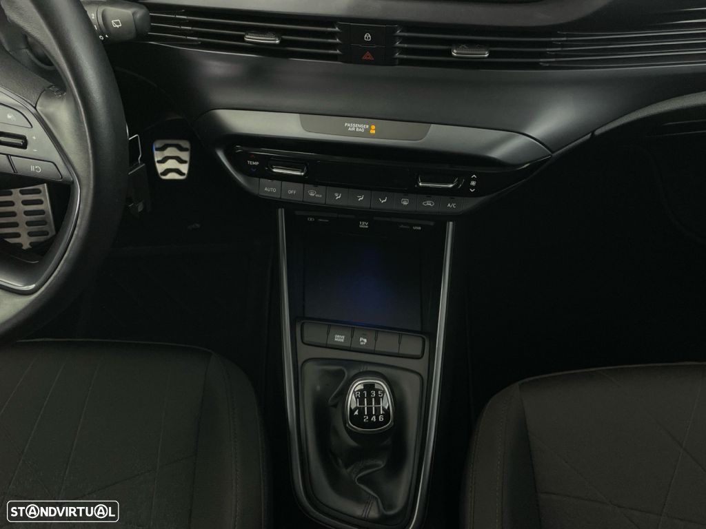 Hyundai Bayon 1.0 T-GDI Premium - 16