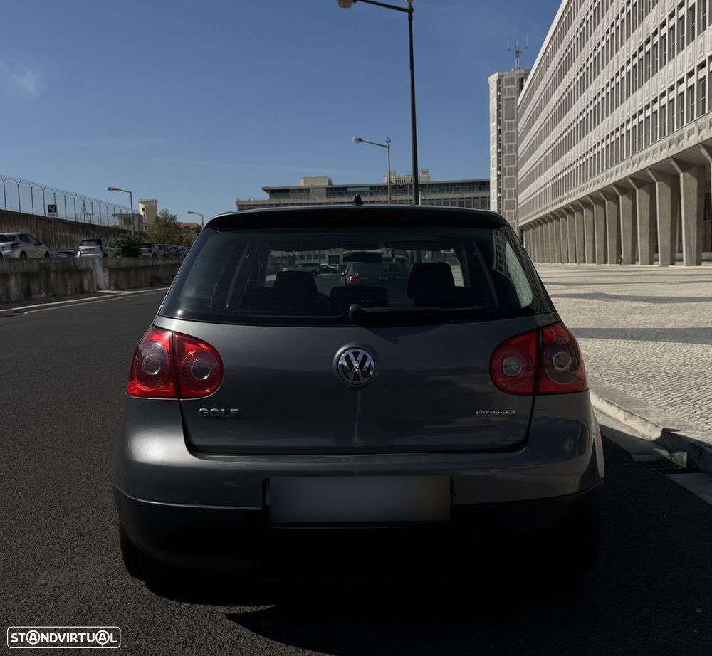 VW Golf - 5