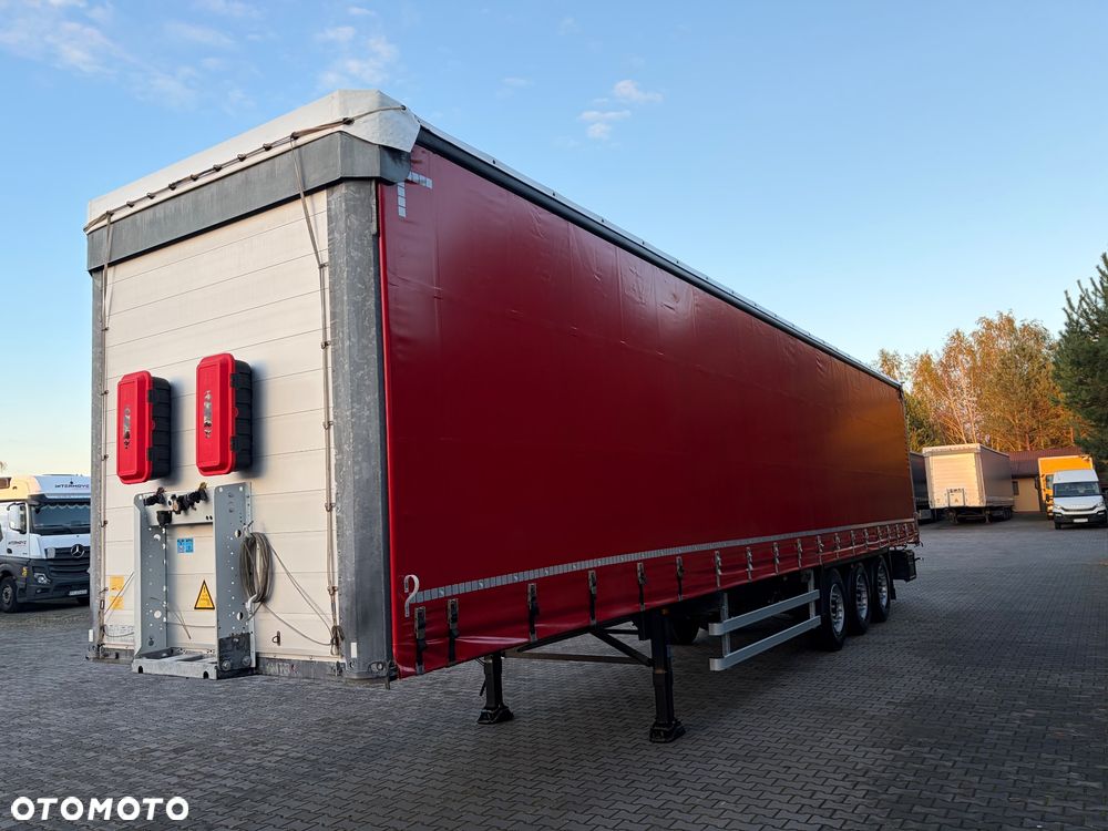 Schmitz Cargobull SCB*S3T Podnoszony Dach