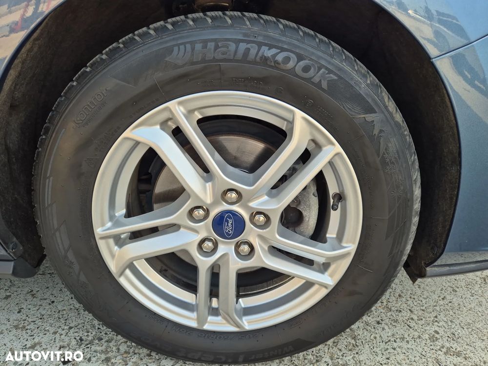 Ford Focus 1.0 EcoBoost Trend - 25