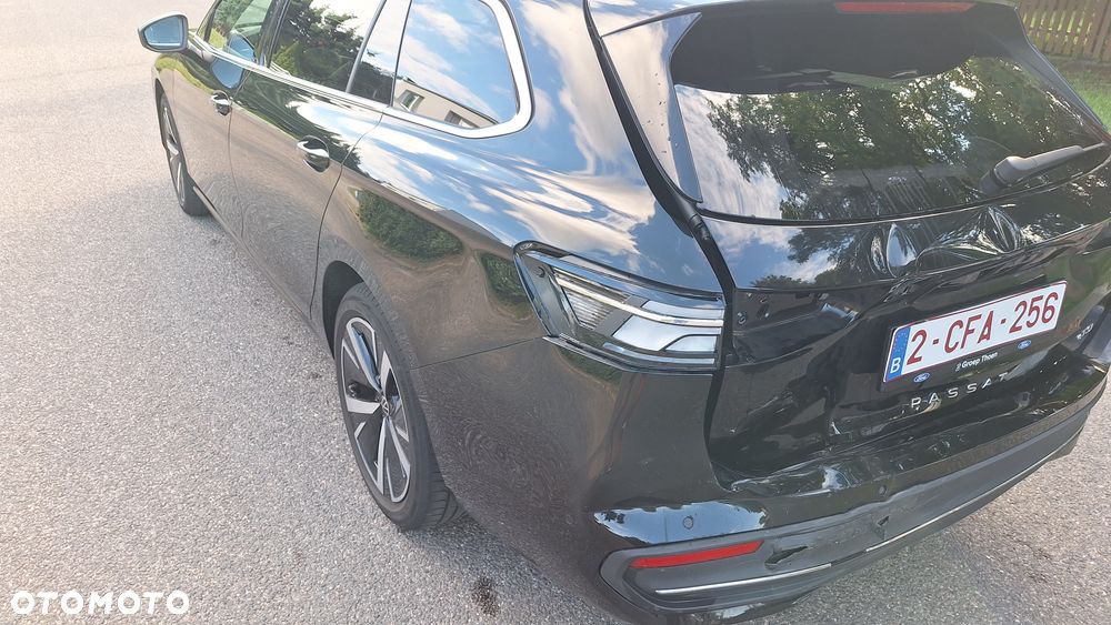 Volkswagen Passat 1.5 TSI OPF DSG Elegance - 11