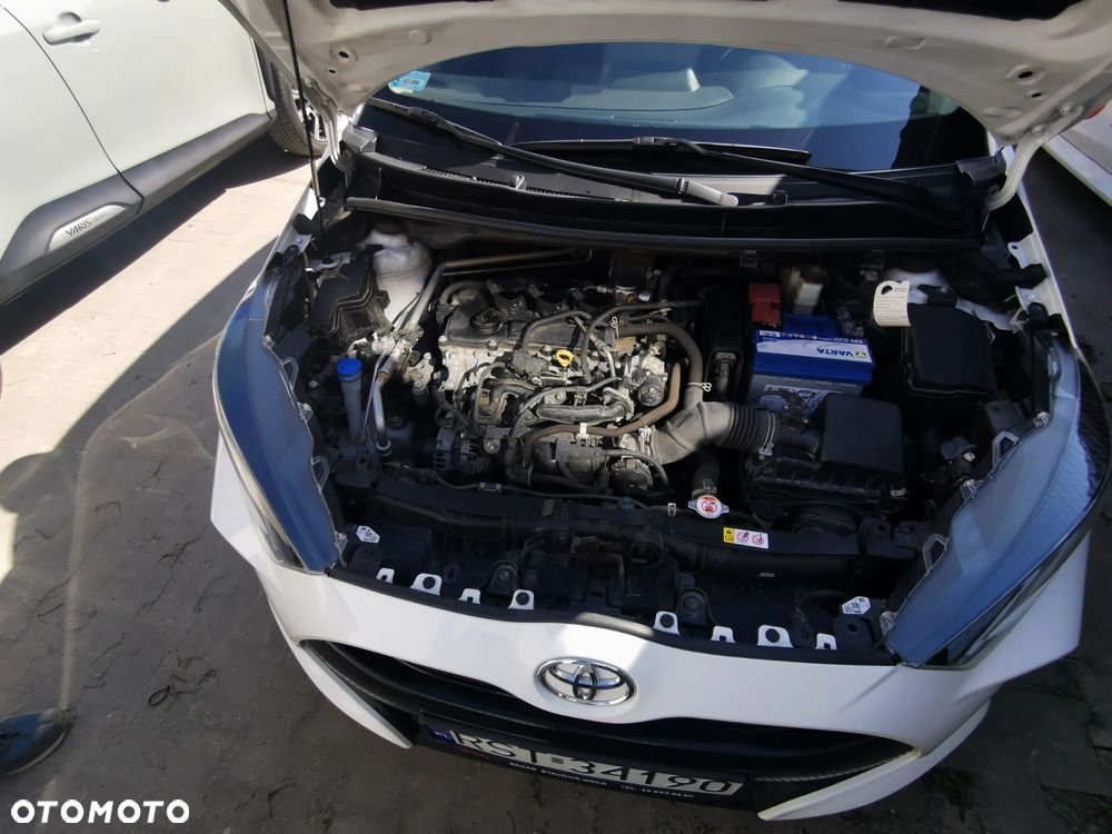 Toyota Yaris 1.5 Comfort - 16