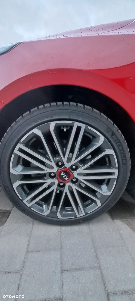 Kia ProCeed - 9