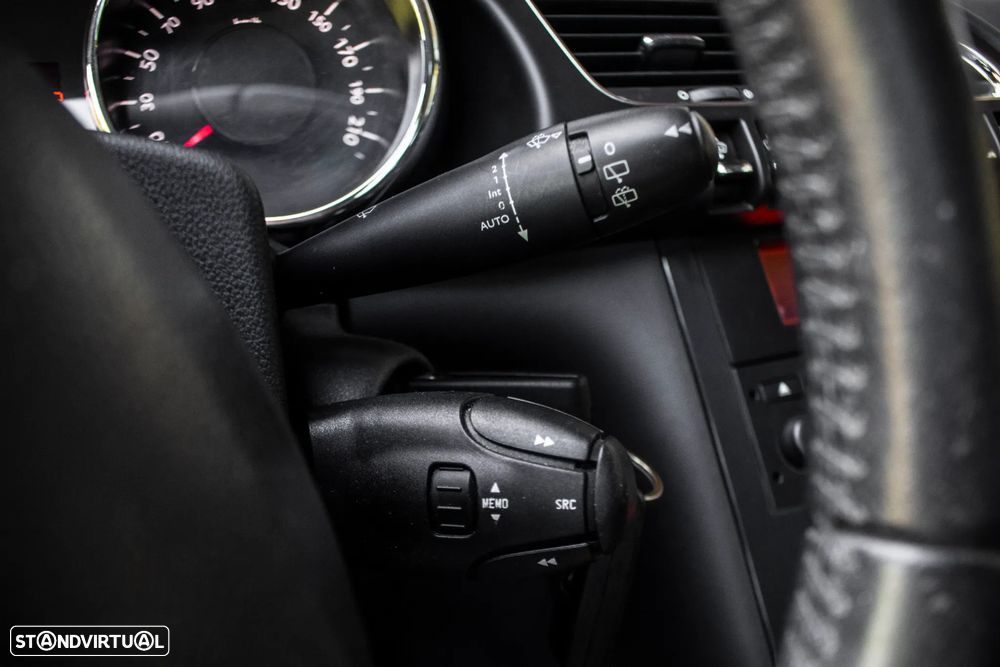 Peugeot 3008 1.6 HDi Access - 15