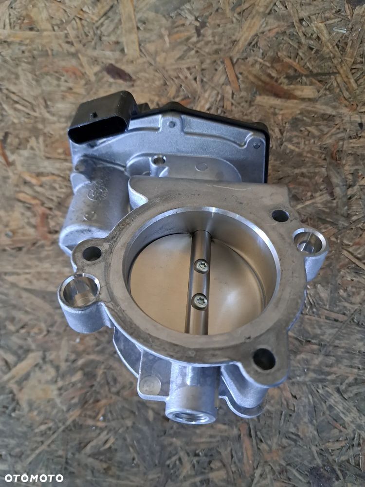 VOLVO XC40 B4 Przepustnica 31459143 - 2