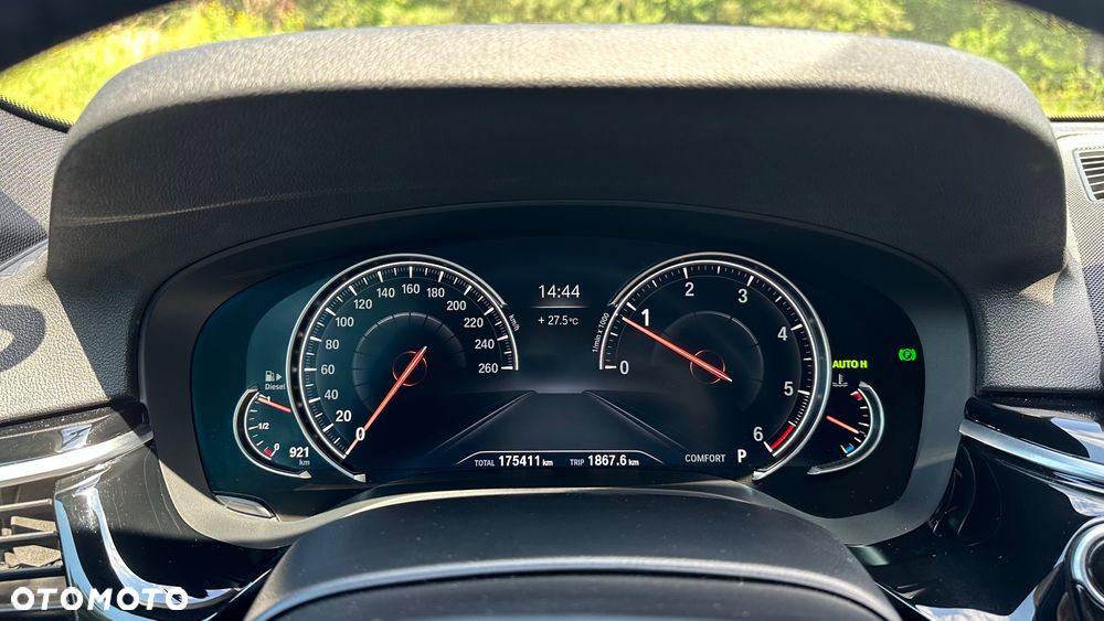 BMW Seria 5 520d Sport Line - 20