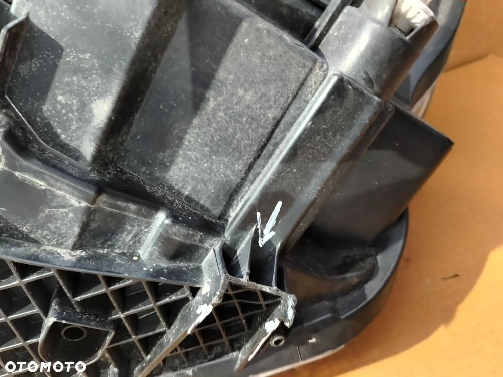 Lampa prawy przód Mercedes Vito V 447 Europa - 7