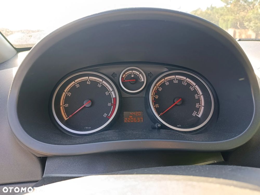 Opel Corsa - 5