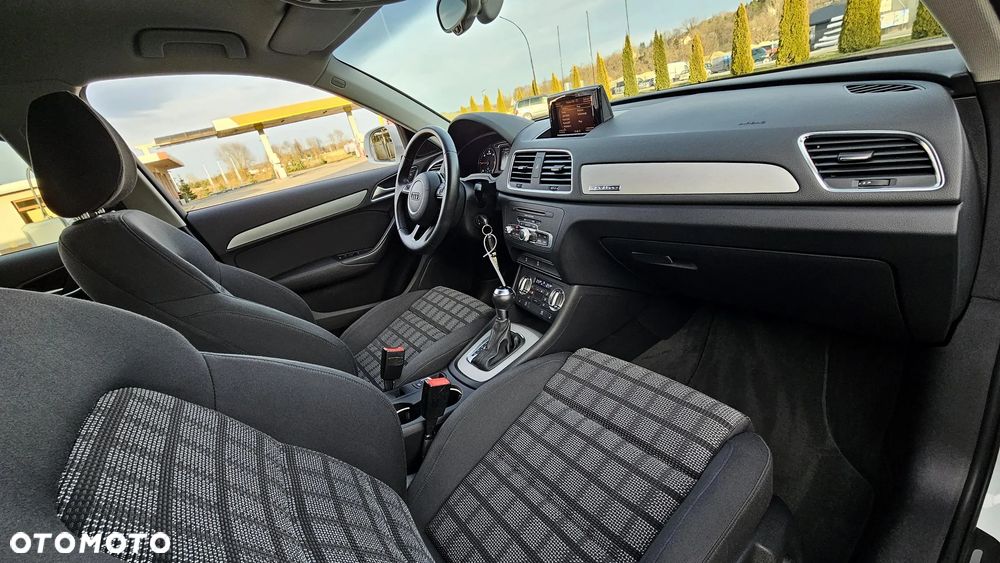 Audi Q3 2.0 TDI Quattro S tronic - 22