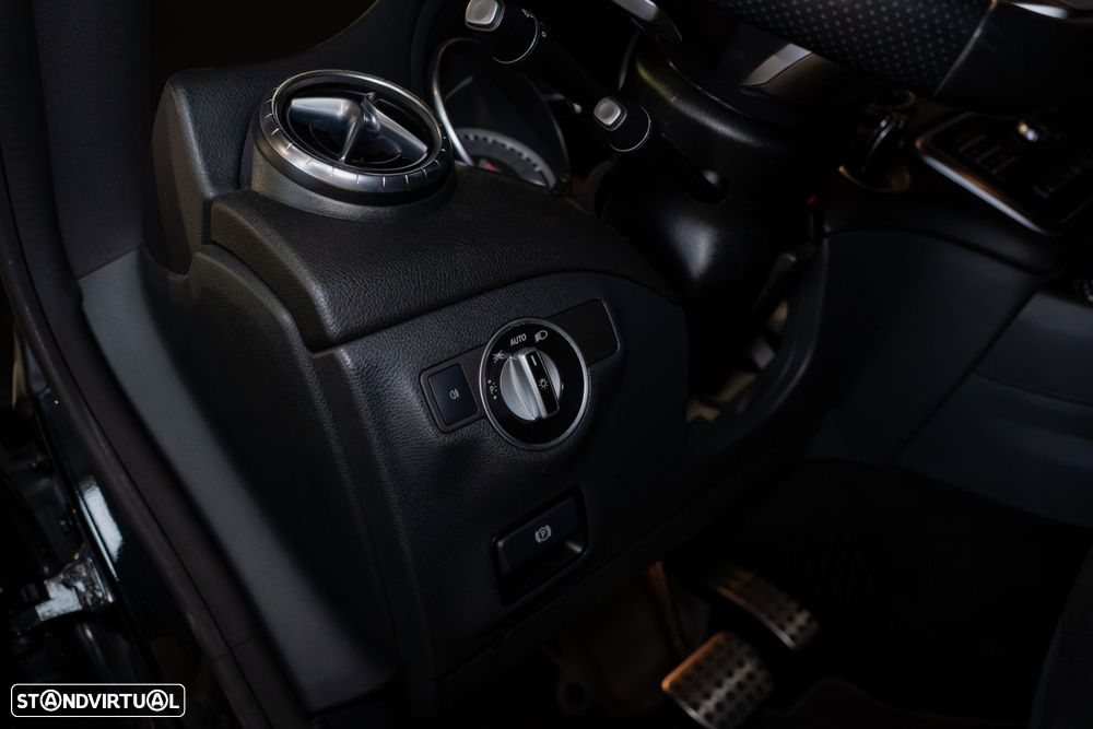 Mercedes-Benz CLA 220 d 7G-DCT AMG Line - 21