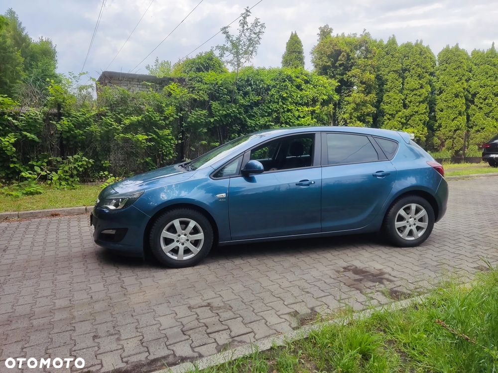 Opel Astra 1.4 Turbo - 12