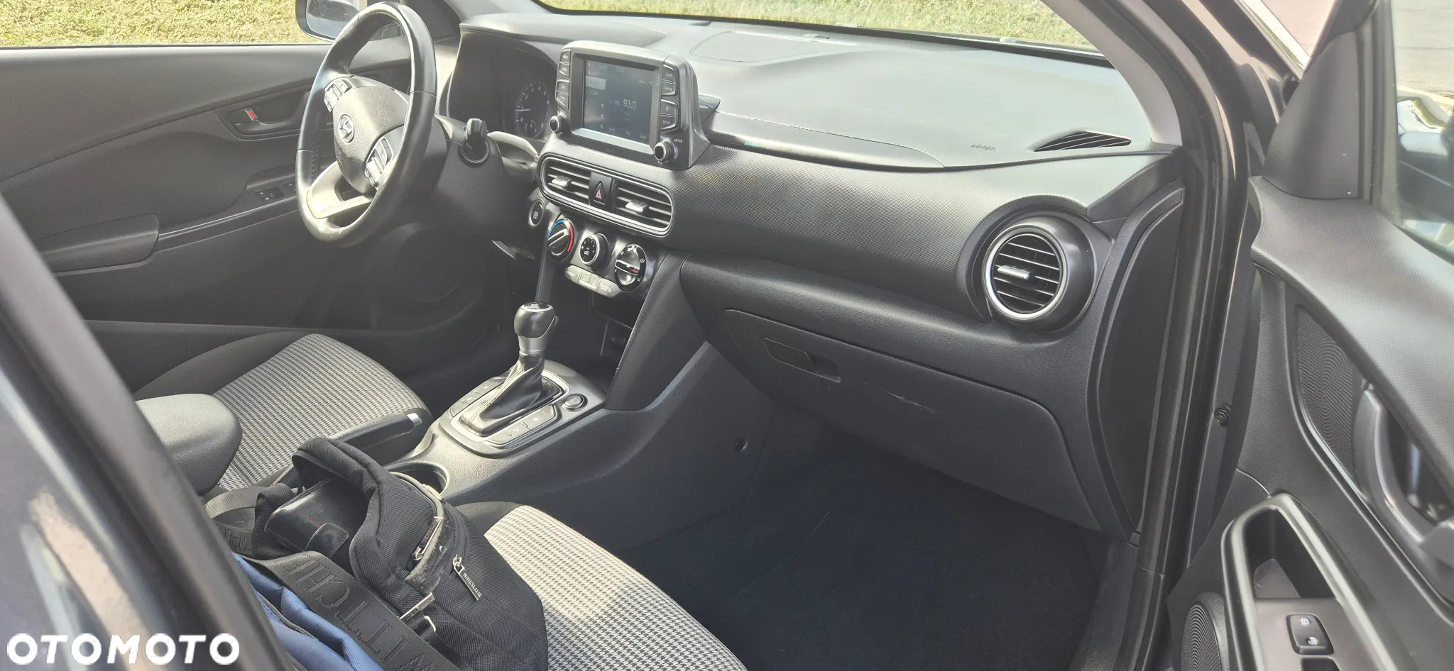 Hyundai Kona - 13