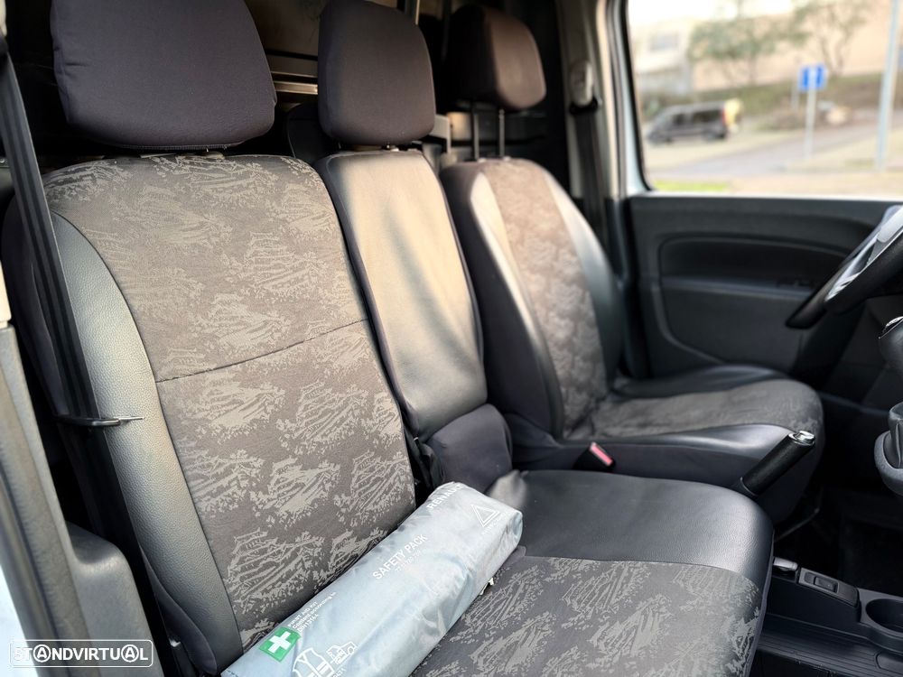 Renault Kangoo A/C - 10