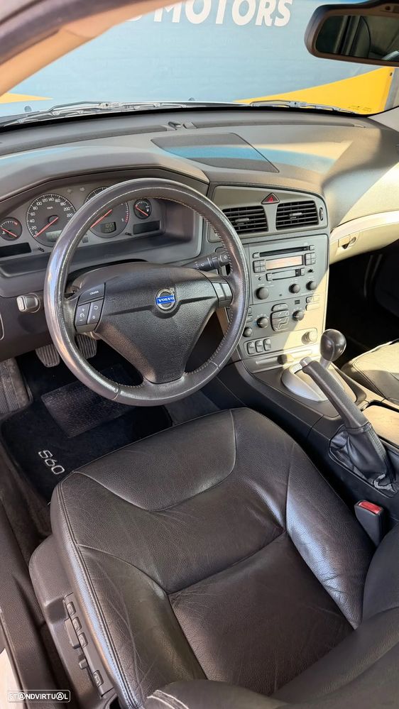 Volvo S60 2.4 D5 - 9