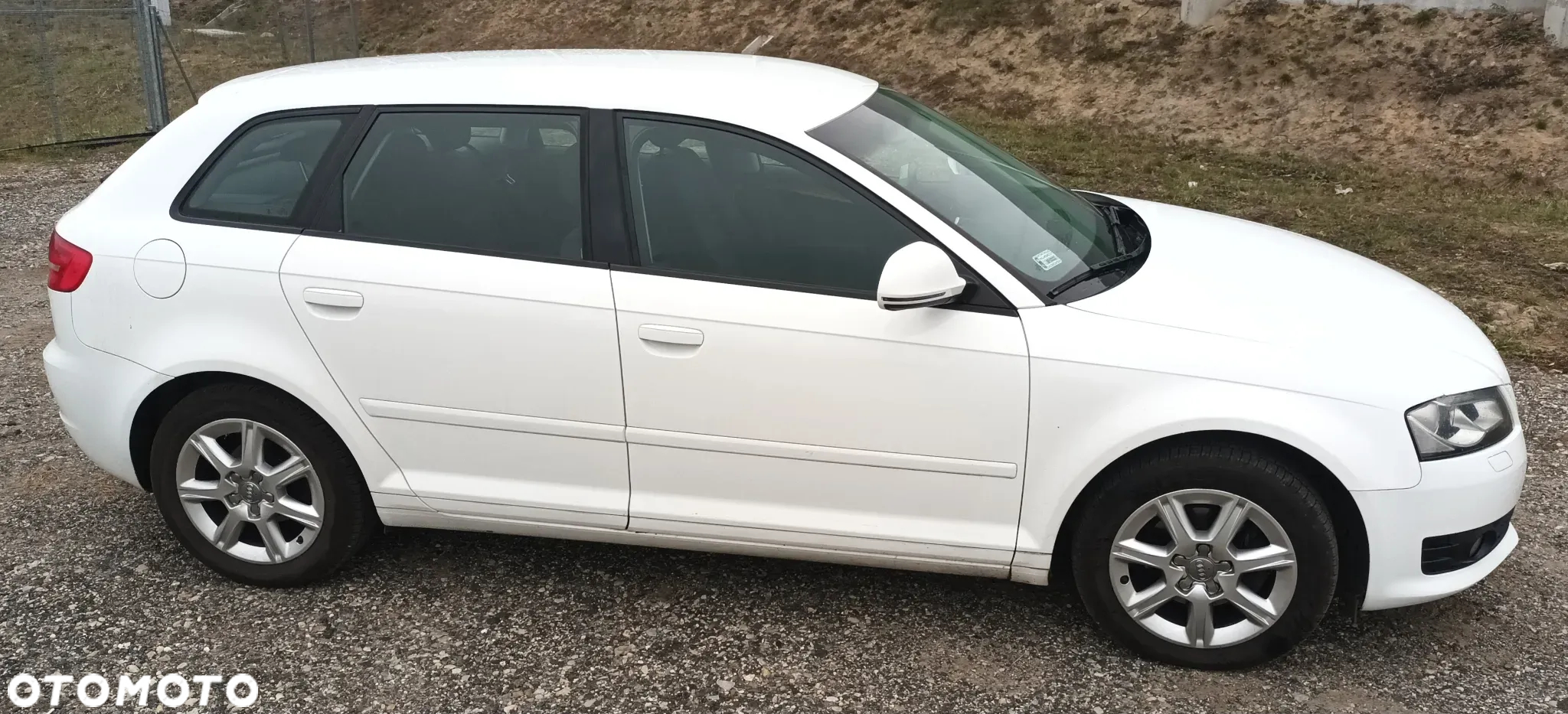 Audi A3 2.0 TDI DPF Ambiente - 4
