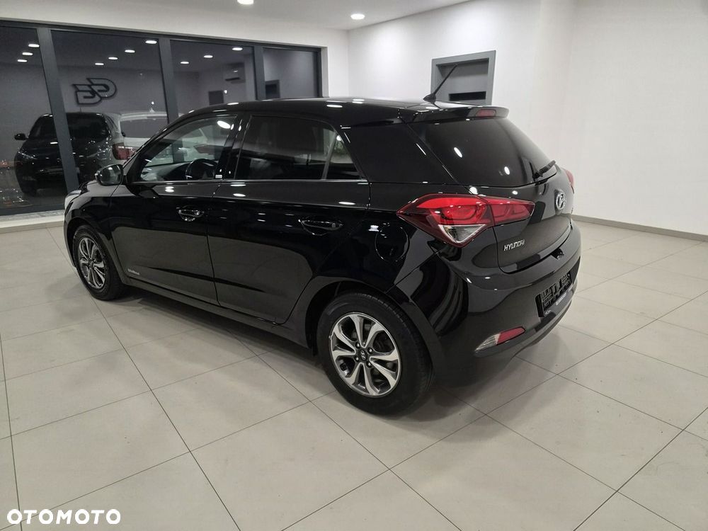 Hyundai i20 1.2 Passion - 4
