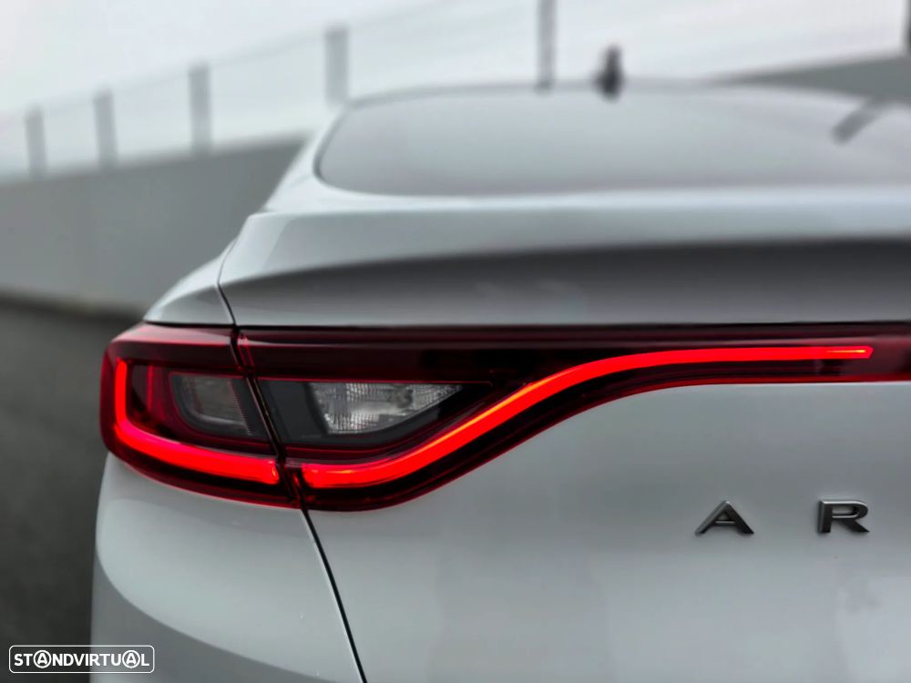 Renault Arkana 1.6 E-Tech R.S.Line - 10