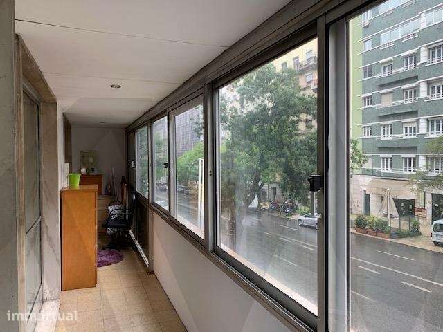 Apartamento T1 para Arrendamento | Rua Castilho | Lisboa - Grande imagem: 4/11