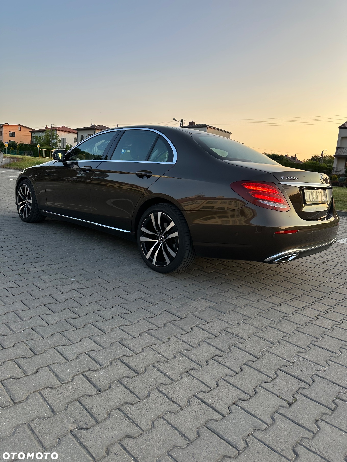 Mercedes-Benz Klasa E 220 d 9G-TRONIC - 6