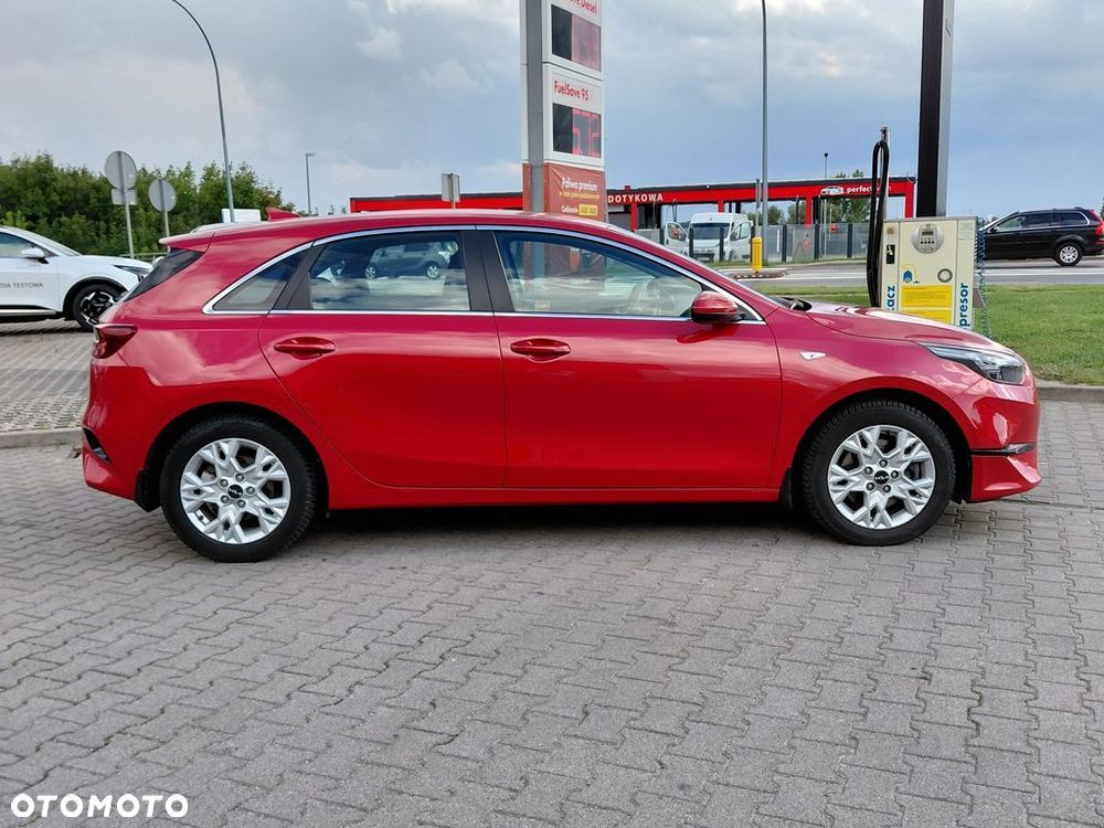 Kia Ceed 1.5 T-GDI M - 6