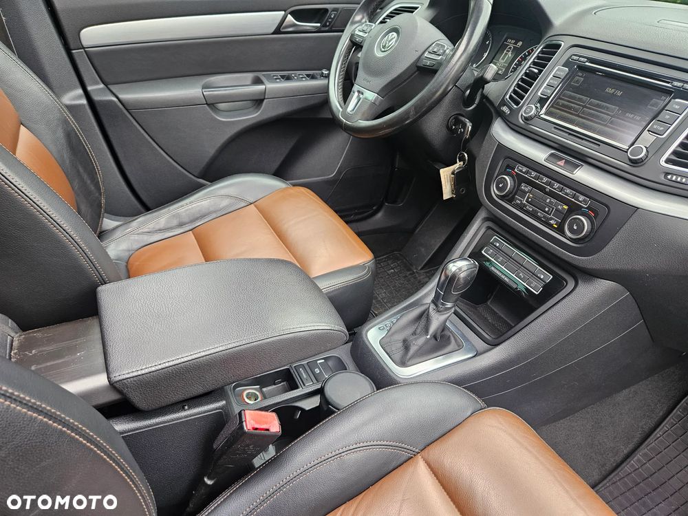 Volkswagen Sharan - 27