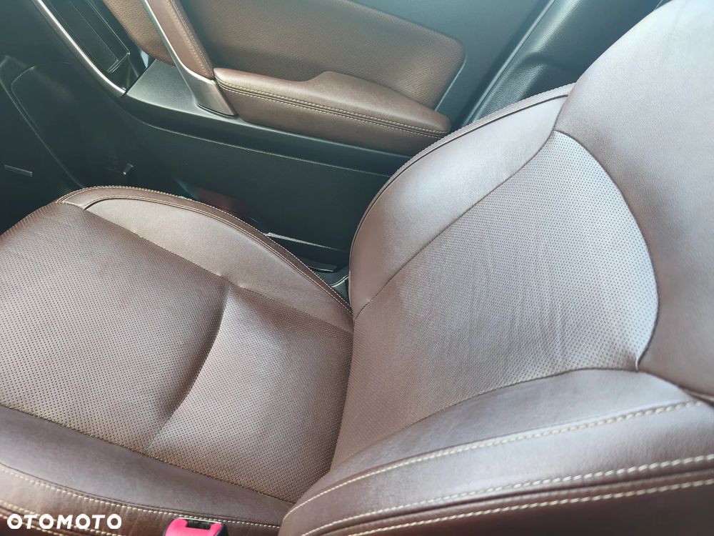 Subaru Forester 2.0 XT Platinum Lineartronic - 19