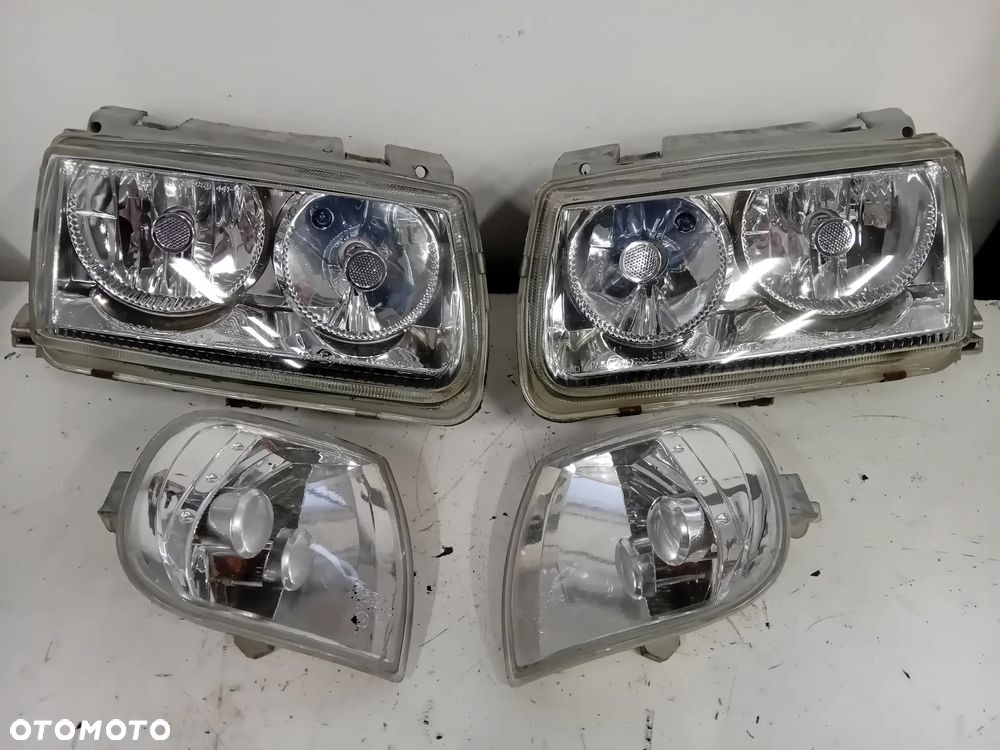 Lampy przednie RING VW POLO 6N TUNING kocie oczy KOMPLET