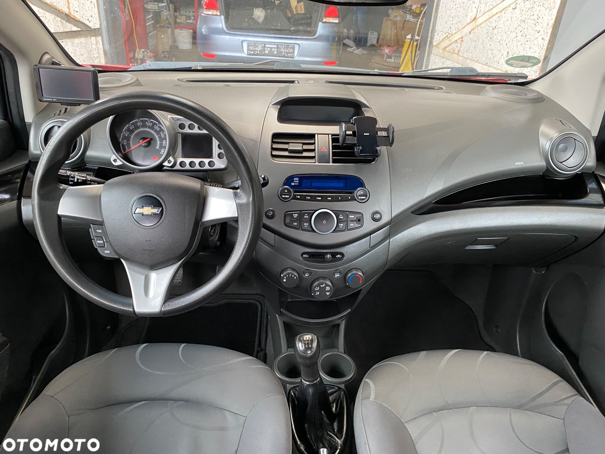 Chevrolet Spark - 22