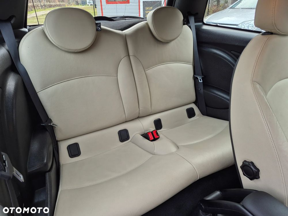 MINI Cooper Bayswater - 28