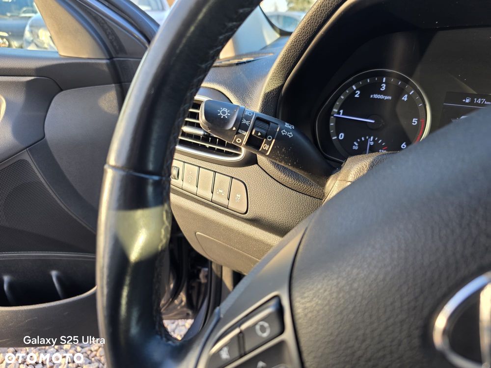 Hyundai i30 1.6 D Comfort - 8