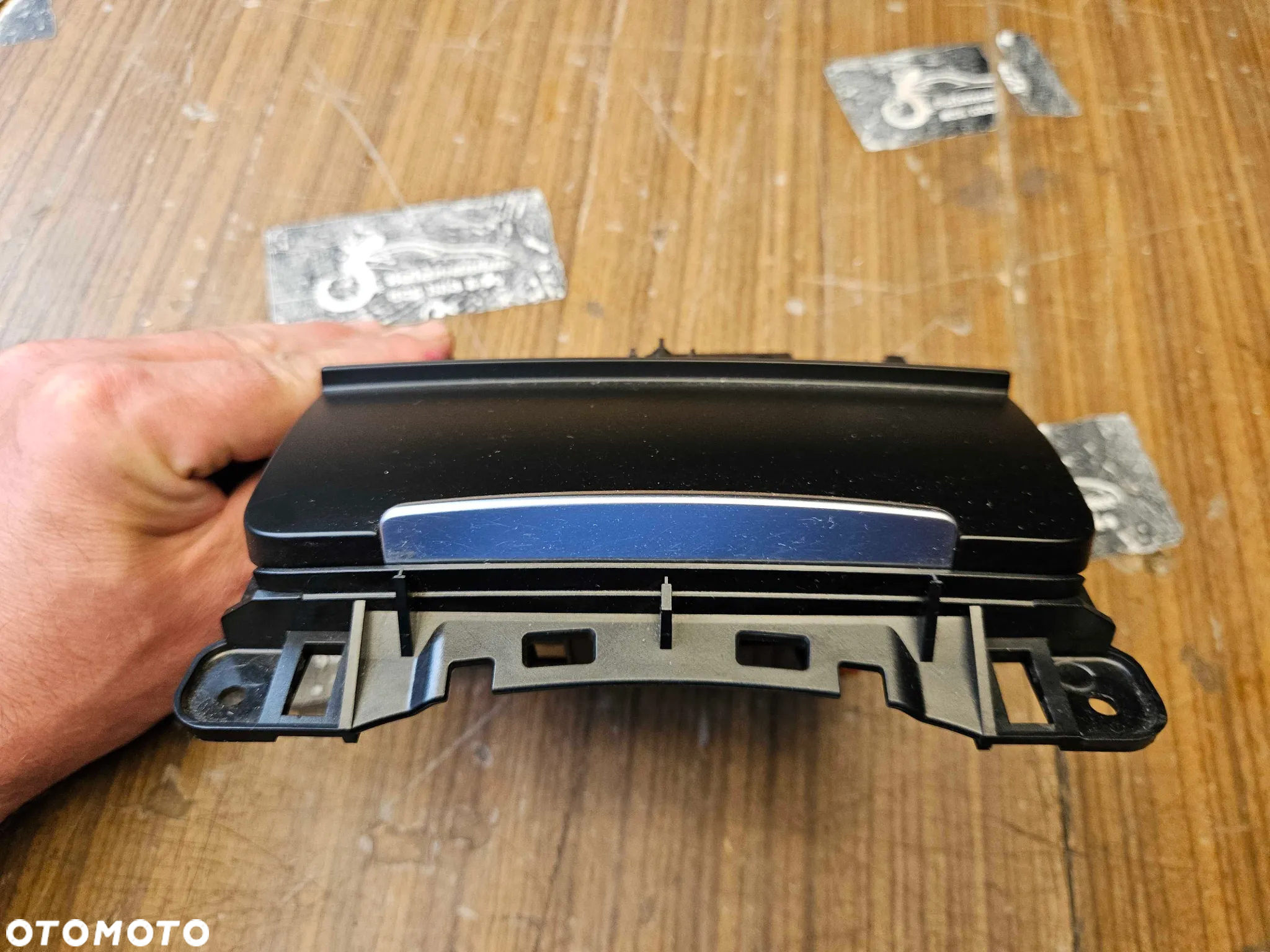 Popielniczka 8K0857951 Klapka Zapalniczka Wklad Czarna Audi A4 B8 A5 Q5 - 35