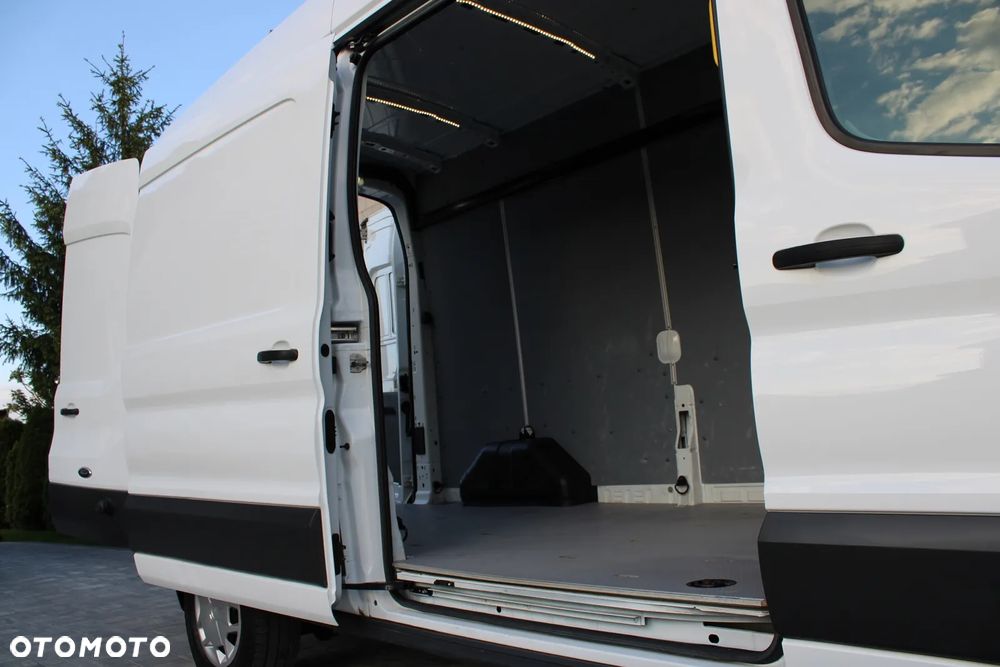 Ford Transit - 16