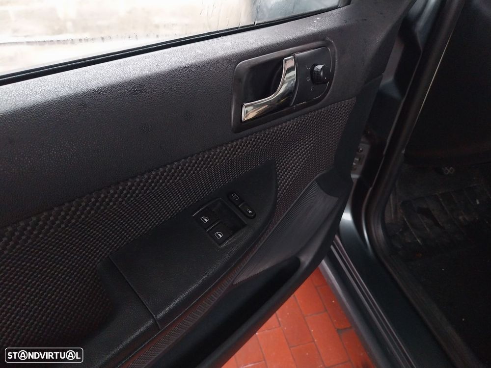 Skoda Fabia Break 1.2 Ambiente - 3