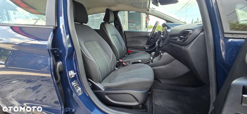 Ford Fiesta - 36